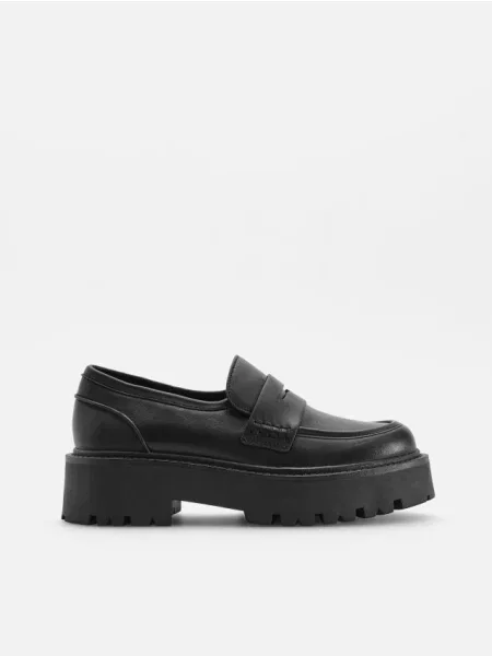 Reserved Mocasini din piele negru