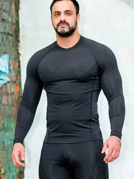 Футболка Totalfit черная