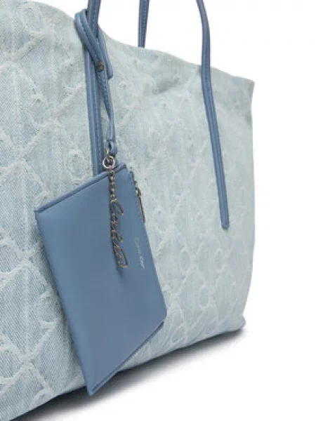 Calvin Klein Shopper torba traper / svijetloplava plavi
