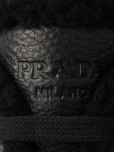 Sneakerși Prada din piele negru