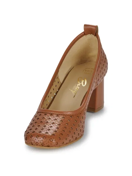 Pantofi Betty London maro