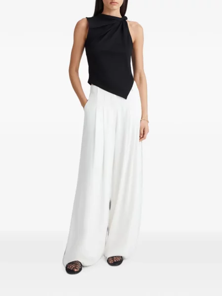 Top Anna Quan drapat negru