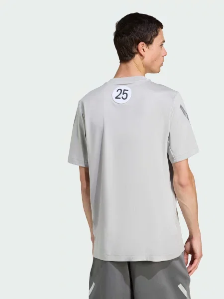 Спортивная футболка Adidas серая