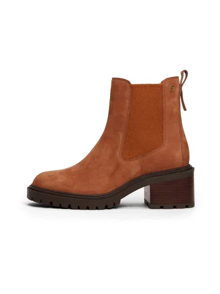 Škornji Tommy Hilfiger Th Nubuck Chelsea Cleated Heel rjava