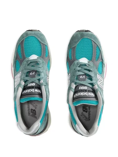Sneakerși New Balance cu autograf albastru