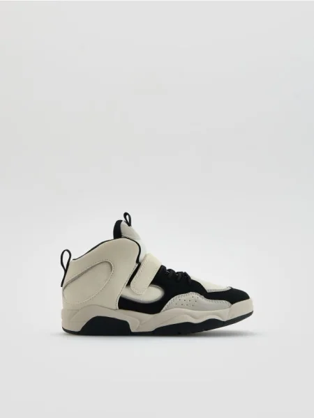 Кеды Reserved на липучках