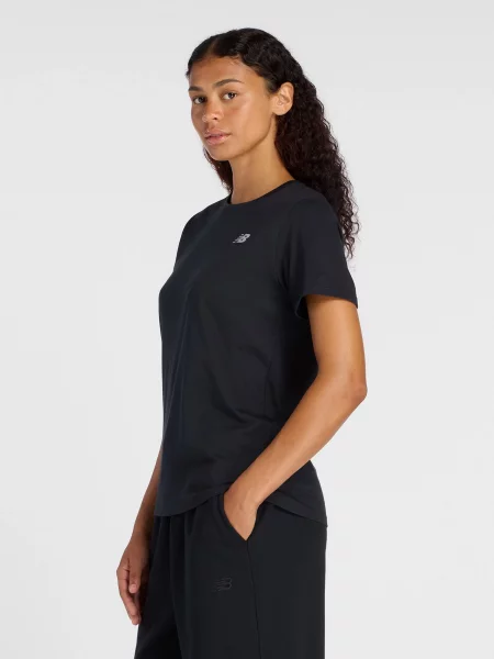 Футболка New Balance черная
