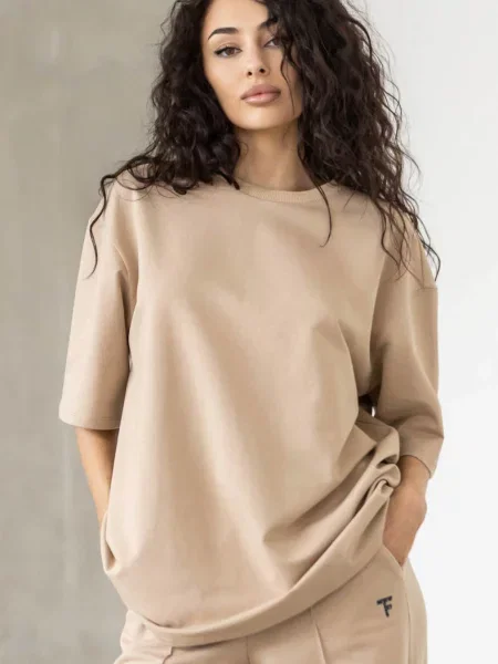 Футболка бежева