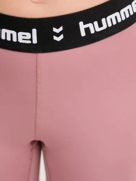 Однотонные шорты Hummel розовые