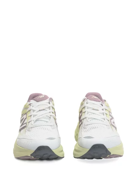Sneakerși New Balance Fresh Foam alb