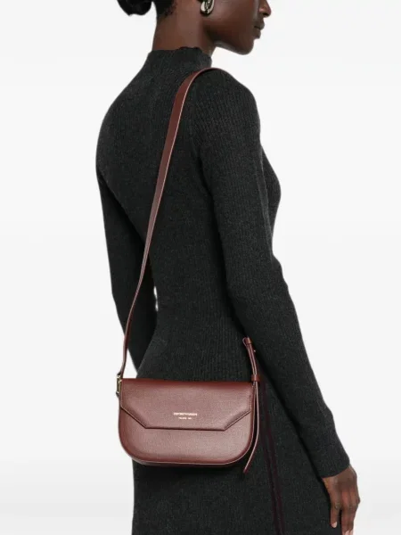 Кожена шопинг чанта Emporio Armani кафяво