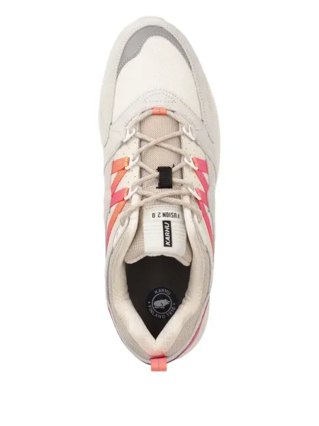 Sneakerși Karhu din piele de căprioară gri