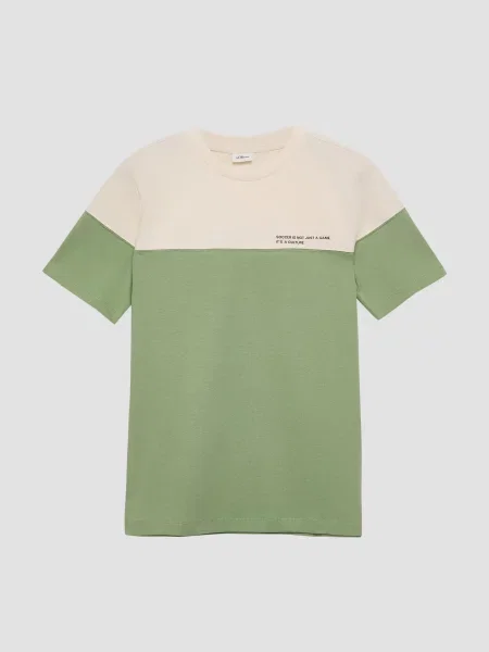 T-shirt z kolorowymi wstawkami zielona