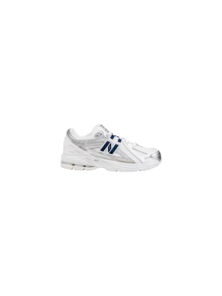 Sneakersy New Balance sznurowane białe