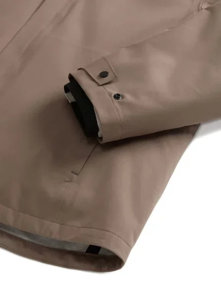 Geacă Woolrich cu glugă maro