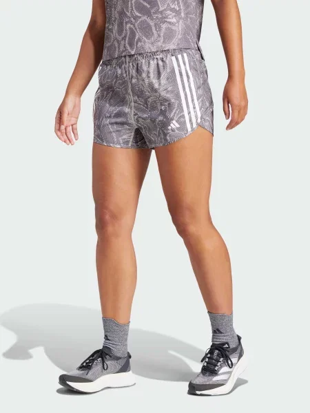 Переработанный спортивные шорты Adidas бежевые