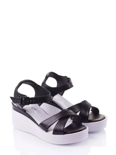 Кожаные босоножки Marco Piero черные