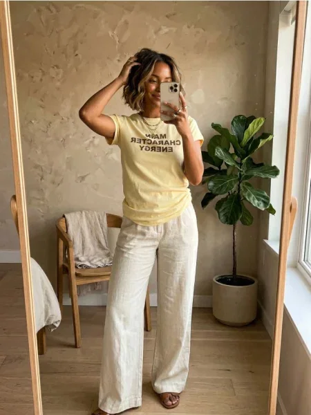 Футболка з написом yellow jeans жовта