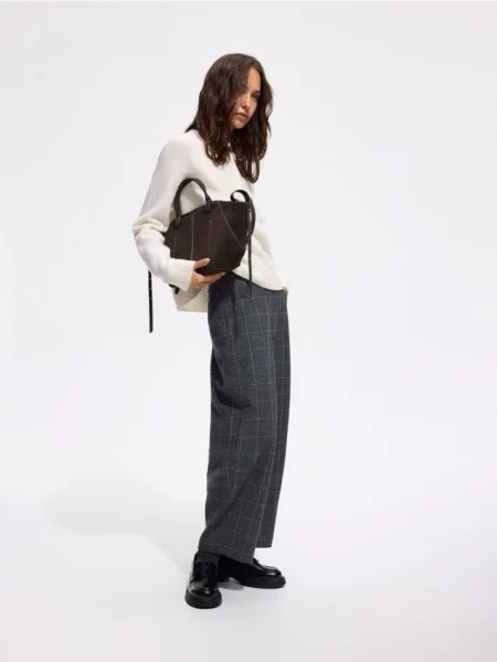 Pantaloni Reserved