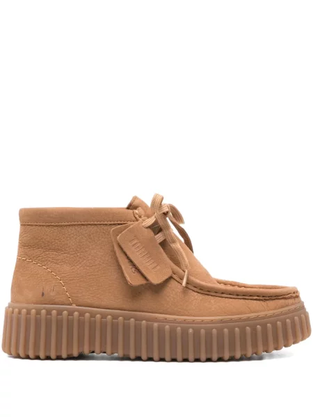 Sneakerși Clarks din piele de căprioară maro
