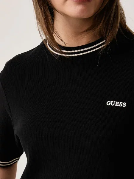 Футболка Guess