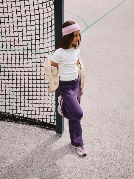 Reserved Pantaloni de trening baggy violet-prună violet