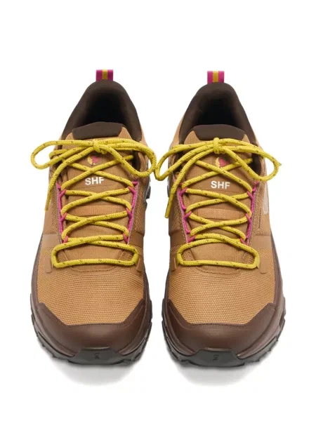 Τρέξιμο sneakers On Running με κορδόνια με δαντέλα