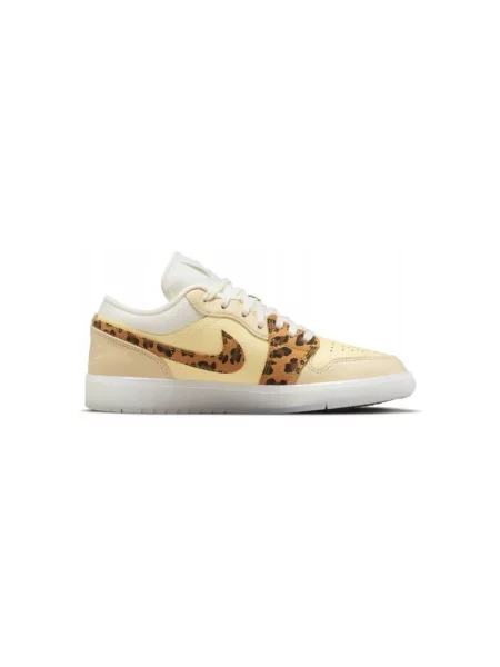 Tenisky Nike Air Jordan hnedá