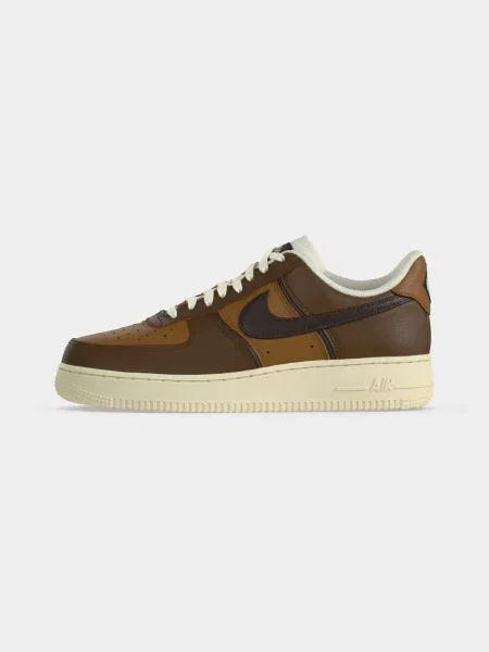 Sneakerși Nike Sportswear maro