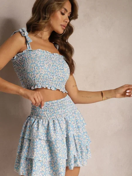 Komplet Krótki Top na Ramiączkach Spódnica z Gumką w Talii i Falbankami Testanique niebieski