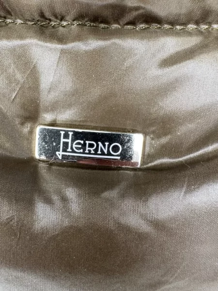 Яке Herno с качулка зелено