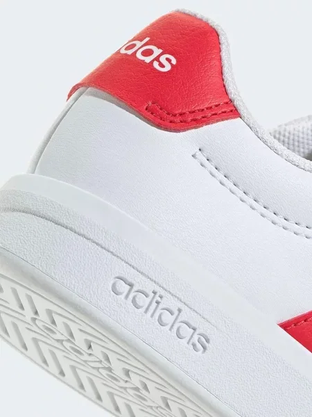 Детские кроссовки Adidas