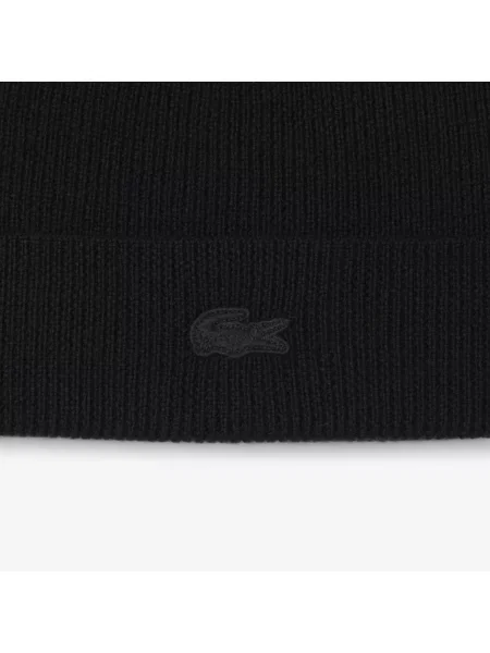 Шапка Lacoste черная