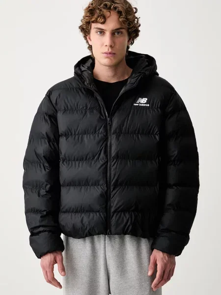 Steppelt dzseki New Balance fekete