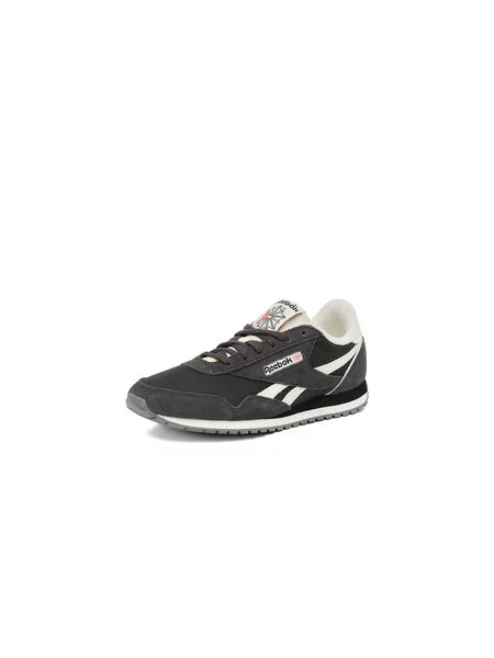 Reebok Superge EOSS-CLASSIC AZ črna