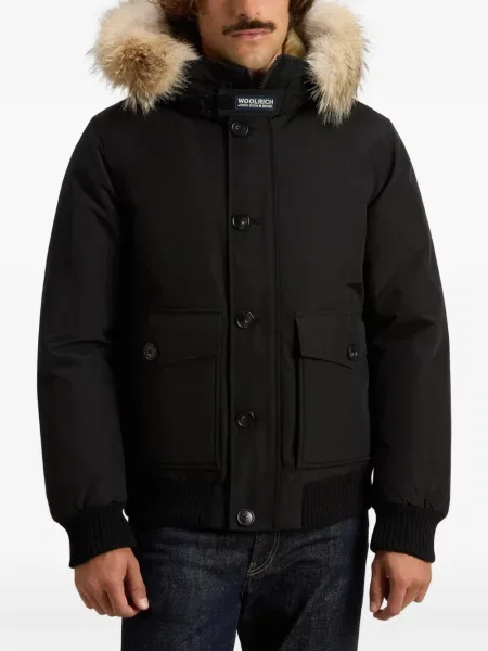 Bunda Woolrich s kožíškem černá