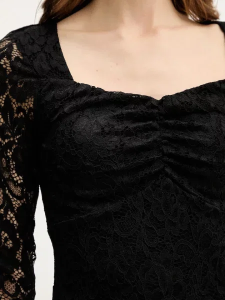 Блузка Guess однотонна чорний