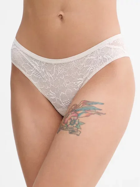 Triumph Kalhotky brazilky Amourette Charm béžové