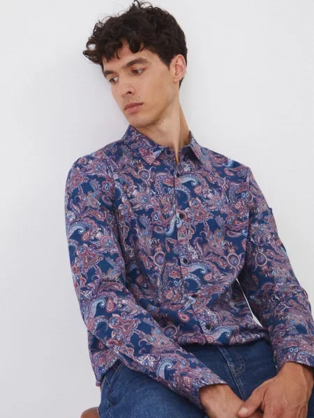 Риза Medicine мъжка с кройка по тялото с класическа яка тъмносиньо