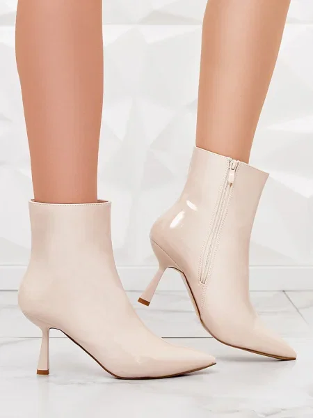 Botine Resti de lac elegante alb