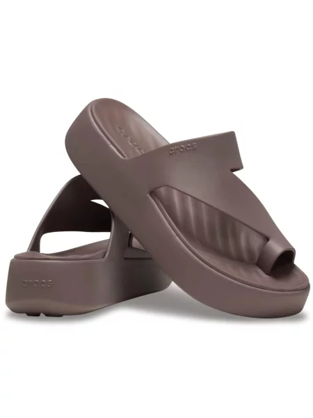 Crocs Sandále hnedá