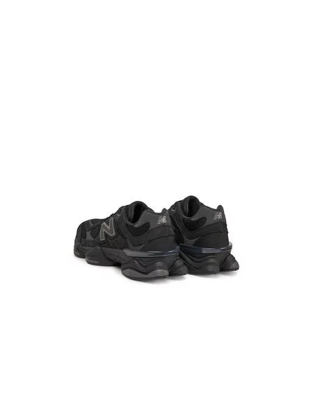 New Balance Sportcipők fekete