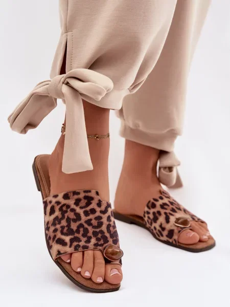 Copati Boto z leopardjim vzorcem črna