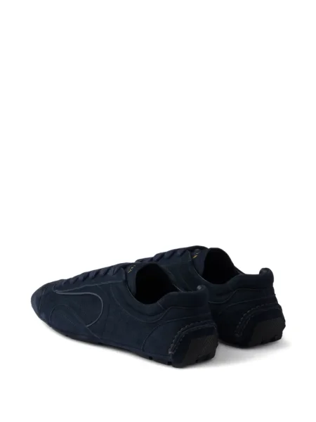 Sneakerși Prada cu șireturi din piele de căprioară negru
