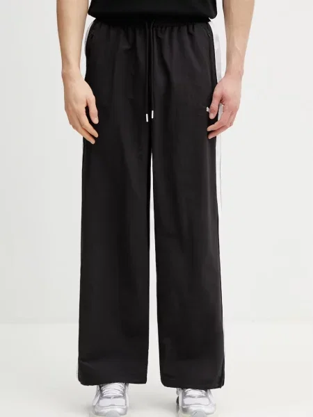 Puma spodnie dresowe Oversized czarny