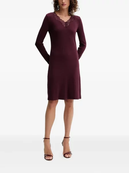 Rochie Twinset din dantelă de costum roșu