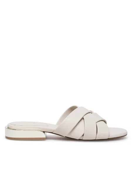 Шльопанці Nine West бежевий