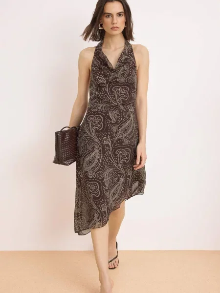 Trendyol Rochie / maro bej