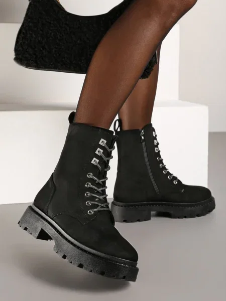 Botine negre