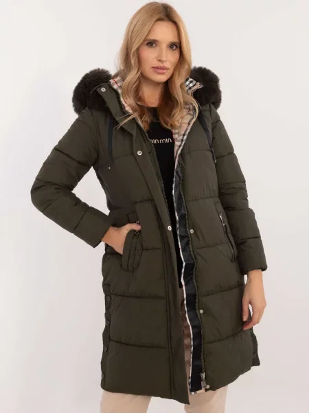 Geacă Fashionhunters cu glugă maro